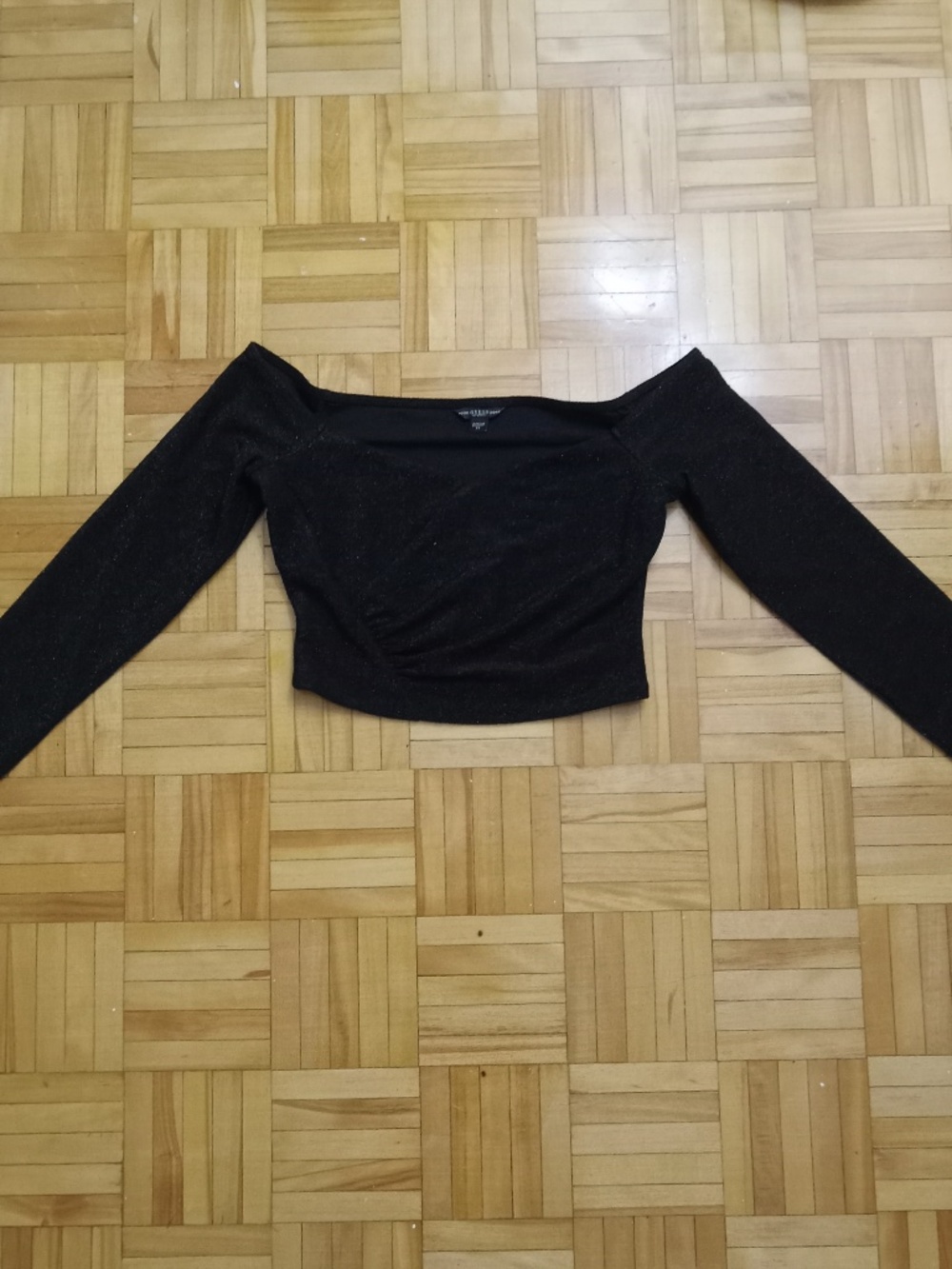 GUESS Sparkly Crop Top